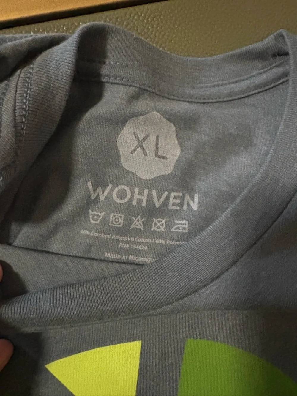 Wohven-Men's XL Grey Short-Sleeve Graphic Tee with Lime Green Logo - Picture 3 of 4